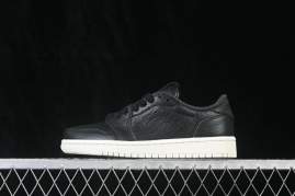 Picture of Air Jordan 1 LOW _SKUfw23333477282699931fw